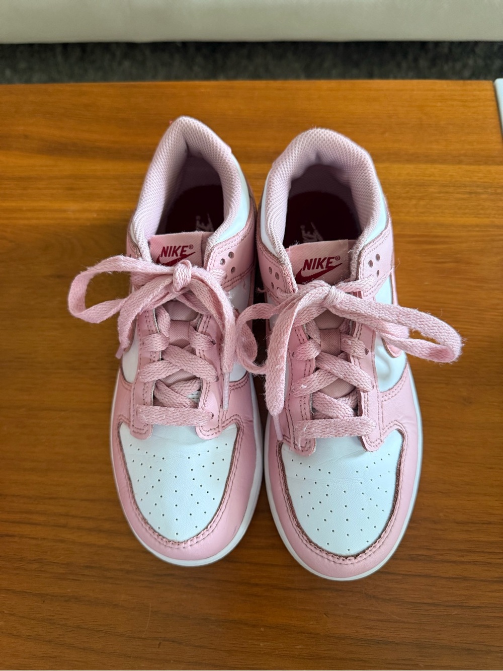 Girls Nike Low Dunk Pink and White | size 3 - Picture 2 of 7